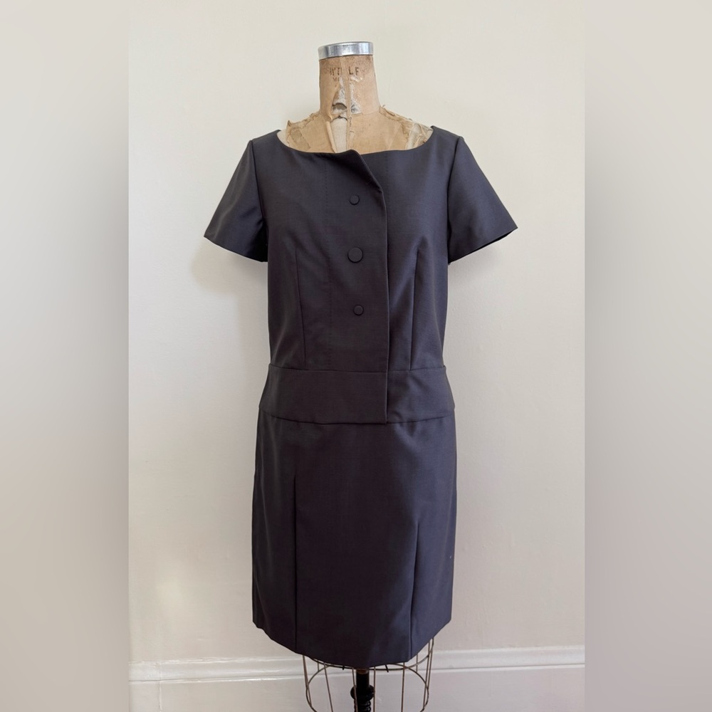 Chloe Black Short-Sleeve Shift Dress